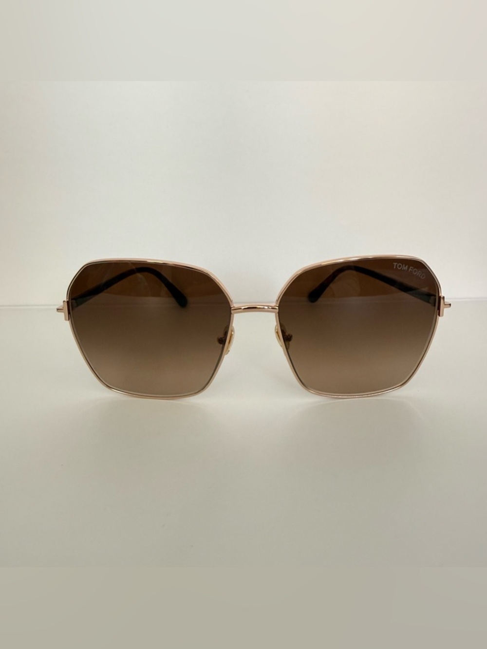 NEW!!! Tom Ford women sunglasses Claudia 02 TF839 52F Authentic